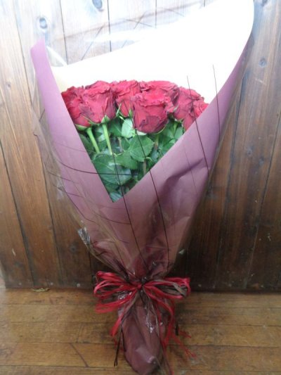画像2: 赤バラの花束
